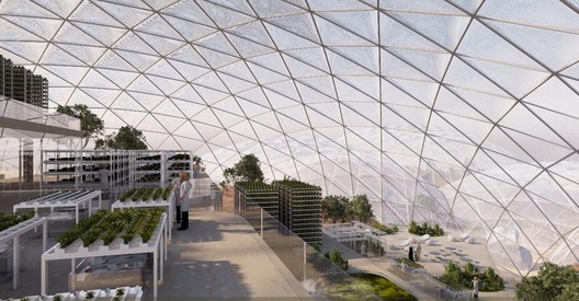 Innenansicht eines Geodesic-Biodoms mit vertikaler Landwirtschaft und mehreren Ebenen mit Pflanzen.